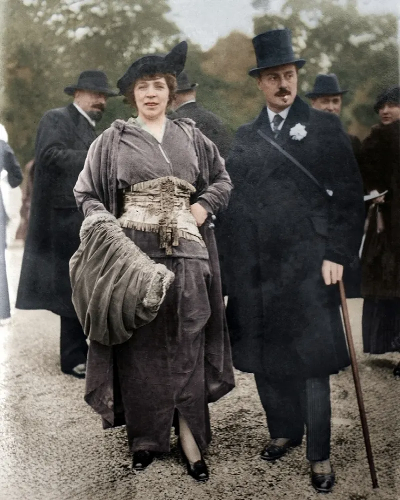 After – Paris fashions, c. 1913 · public domain (Library of Congress, Bain News Service)